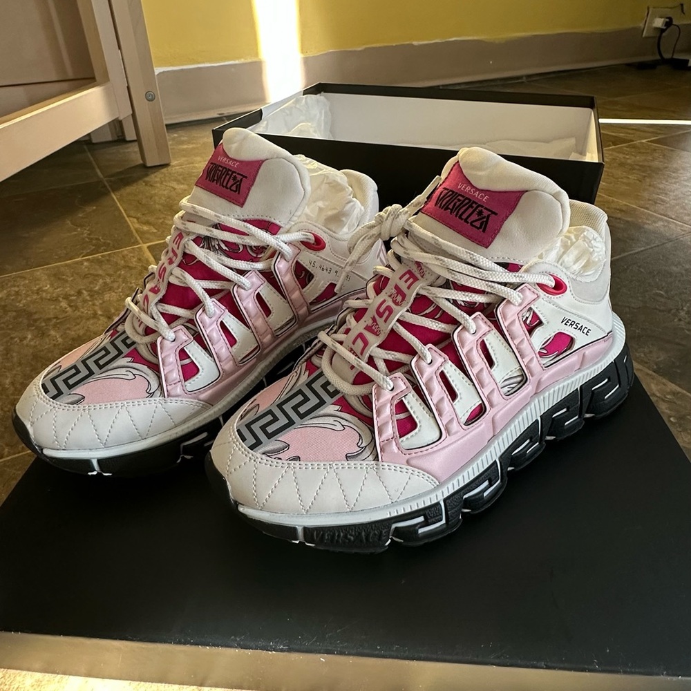 Brand new Versace Trigeca sneakers